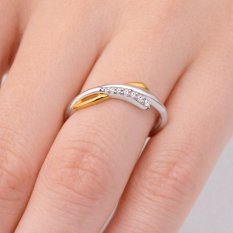 Stříbrný prsten s kameny R0000930