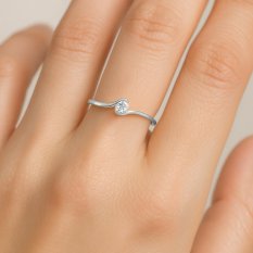 Jednoduchý prsten z bílého zlata se zirkonem HELP-135B52