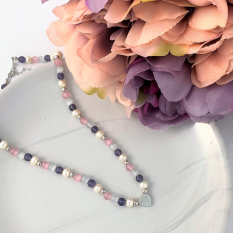 MINET Stříbrný náhrdelník s přírodními perlami a barevnými kuličkami JMAN7006PN45