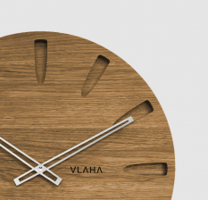 Velké dubové hodiny VLAHA Grand vyrobené v Čechách se stříbrnými ručkami VCT1021
