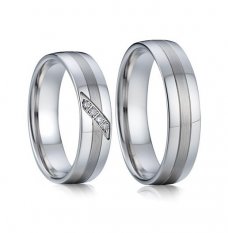 Stříbrný snubní prsten 004M925