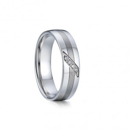 Stříbrný snubní prsten 004W925