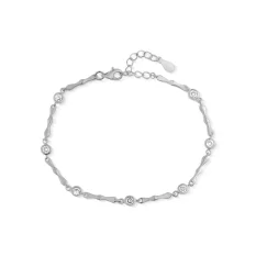 Stříbrný náramek zdobený zirkony SVLB0528XD5BI18