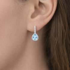 Elegantní stříbrné náušnice s modrým topazem TOPAGUP1939