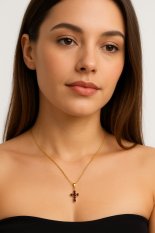 Zlatý křížek s českým granátem KO-24560180039