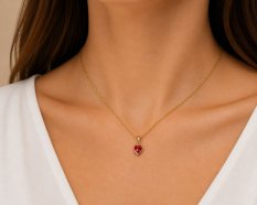 MINET Zlatý náhrdelník srdíčko s rubínovým zirkonem JMG0373RGN48