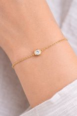 MINET Decentní zlatý náramek s bílým zirkonem JMG0311WGB17