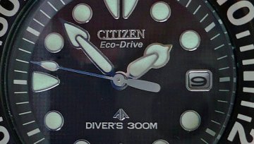 Mohu se potápět s hodinkami označené 50M ?