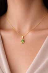 Zlatý přívěsek s olivínem KO-246812453OL